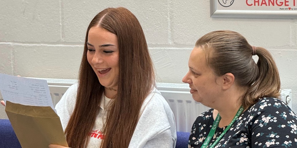 Another fantastic set of GCSE and Vocational results for Chiswick School. Nearly a third of all grades at 7-9! Well done to students, parents and staff who worked so hard. Record enrolment at Sixth Form and an exciting year ahead! #AmbitiousAndProud