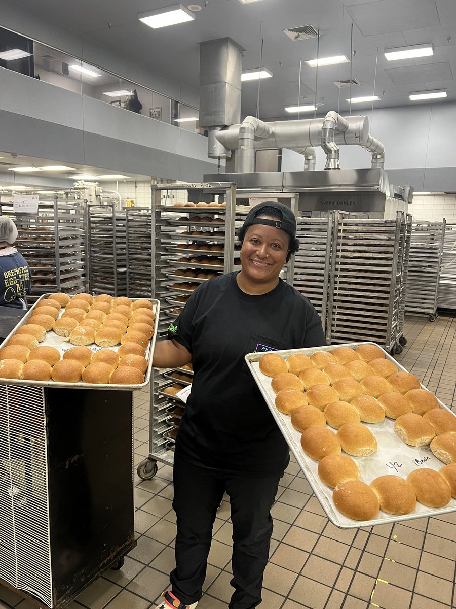 Michelle Voelkel tweet media