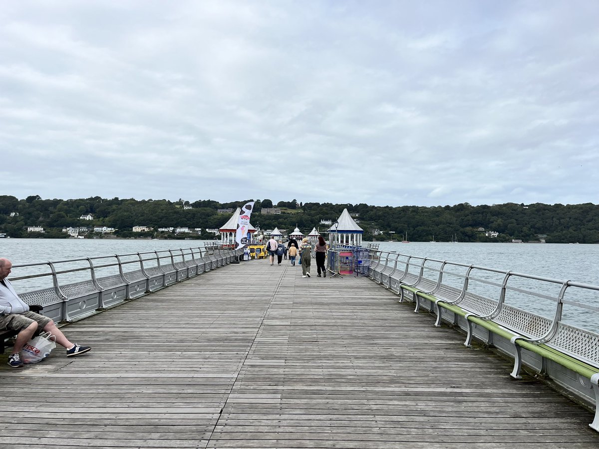 A brief visit to Bangor Pier whilst working at Penrhyn Castle. Impressive cast iron structure. #ironworkthursday