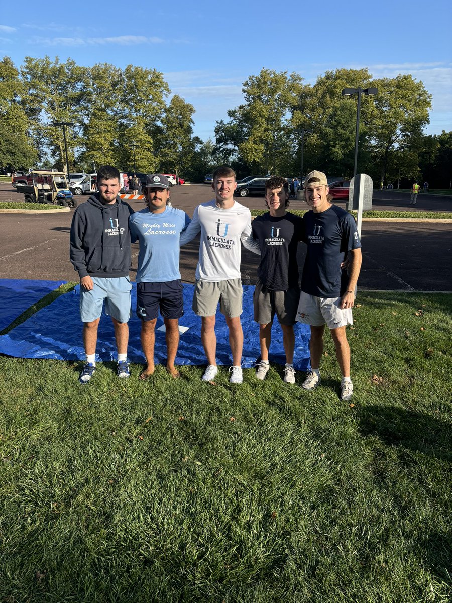 IU_MLax's tweet photo. Freshman move in today! IU men’s lacrosse helping out! https://t.co/Ud802iEdRR