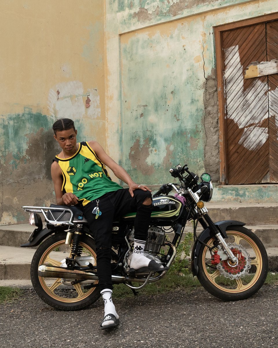 TooHotLimited's tweet photo. Very excited to share our collaboration with Kappa. The capsule is based on the iconic 1998 Jamaican World Cup kit. Our update featuring finger print motif was designed by @barka_art representing Jamaica's imprint on the world. Explore the collection https://t.co/LNRMkQvMBt https://t.co/kh7vRnv3L0