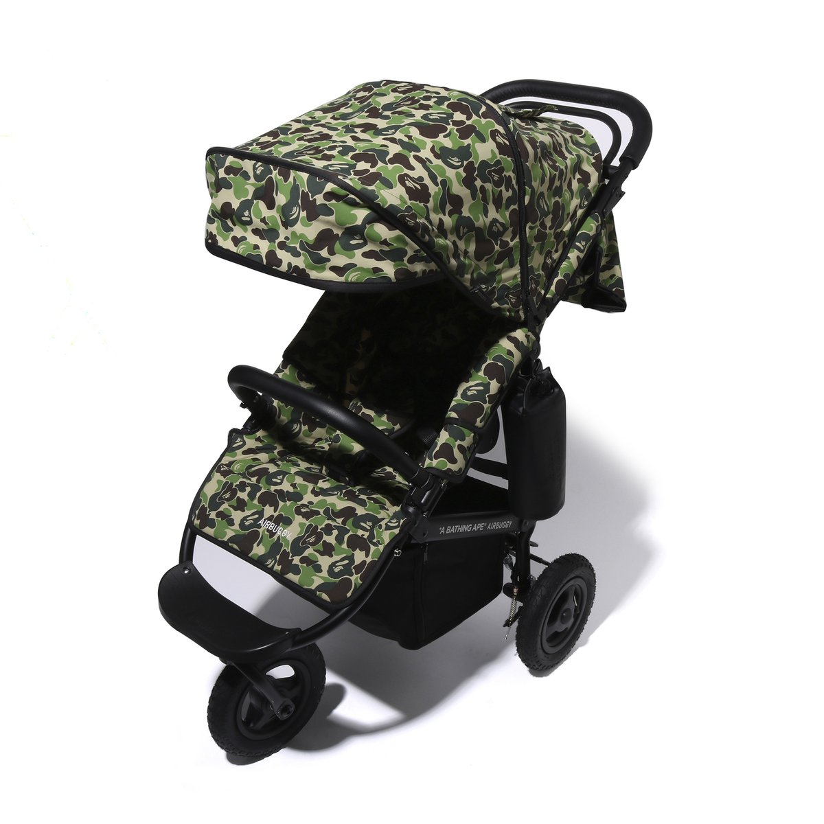 BAPEOFFICIAL's tweet photo. A BATHING APE® is pleased to announce release of a collaboration model with a Japanese stroller brand, AIRBUGGY. 

It will be available in limited quantities at authorized A BATHING APE® stores, https://t.co/KulC1U18Ma WEB STORE on July 27, 2024.

#bape #AIRBUGGY https://t.co/SAffkS4rwd