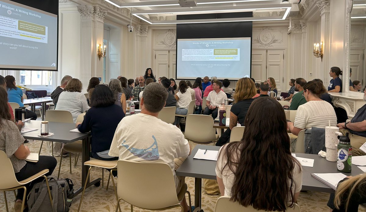 Nos complace apoyar <a href="/HablaEd/">Habla Mérida</a> y el desarrollo profesional de los educadores de Hope High School y el personal de <a href="/pvdschools/">Providence Public Schools</a>. En asociación con, The Arts Literacy Project, el objetivo es colocar la #educación artística de primer nivel en el corazón de la escuela. #lacolectiva