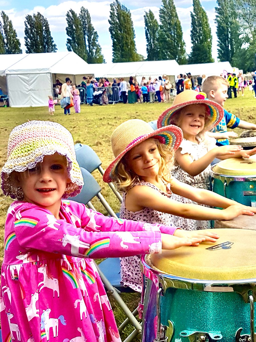 HumberDrum's tweet photo. Thank you to everyone who attended our workshops at the Pickering park play day @Healthyholshull
@hull_libraries @youthartshull @hullccnews @LocalOfferHull @inclusivemuzic #singing #drumming #musicalgames #literacy #numeracy #finemotorskills #intergenerationalmusicmaking https://t.co/4pEZX0Md5j