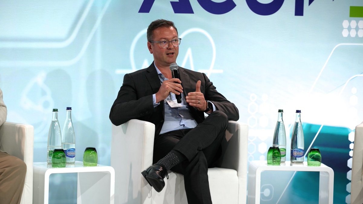 pulsarhelium's tweet photo. #pulsarhelium CEO & President @_TomAJ speaks with @InvestorMeetCo in 40 mins time (09:00 CDT, 10:00 EDT, 15:00 BST, 16:00 CET) to provide an investor update and answer questions re. the https://t.co/asCTgbWFCS #jetstream1 Resource Evaluation. Attend: https://t.co/4IFdIsQezp $PLSR
$PSRHF #MSMN #heliumsupply #CriticalRawMaterials #HeliumNews #MiningNews #HEX #HE1