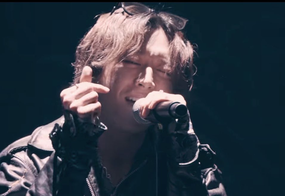 S77hiro's tweet image. 渚に描いたLOVE🫰
このSOTA現地で
近くでみたら
腰ぬかすかんな！！！！！

youtu.be/yeUZxb30blo

#ShowMinorSavage
#SMS_Ocean