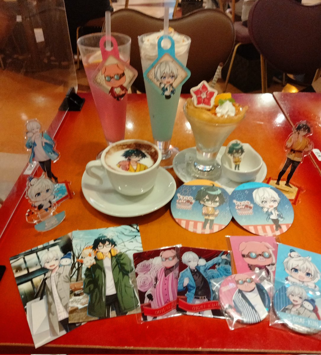 Qnora_59_'s tweet photo. ドズル社スイパラコラボ
行ってきました！

1番最初の時間で1番最初に入ったので等身パネルは綺麗に撮れました！
ちょうど今日誕生日でお祝いも含め行きより楽しかったです🎶

 #ドズル社スイパラコラボ
 #ドズル社スイパラ縁日
 #おらふくんグッズ
#おんメモリー
#こんちゃっちゃ
#誰でも見れますねぇ https://t.co/bQGfyoeK7Z