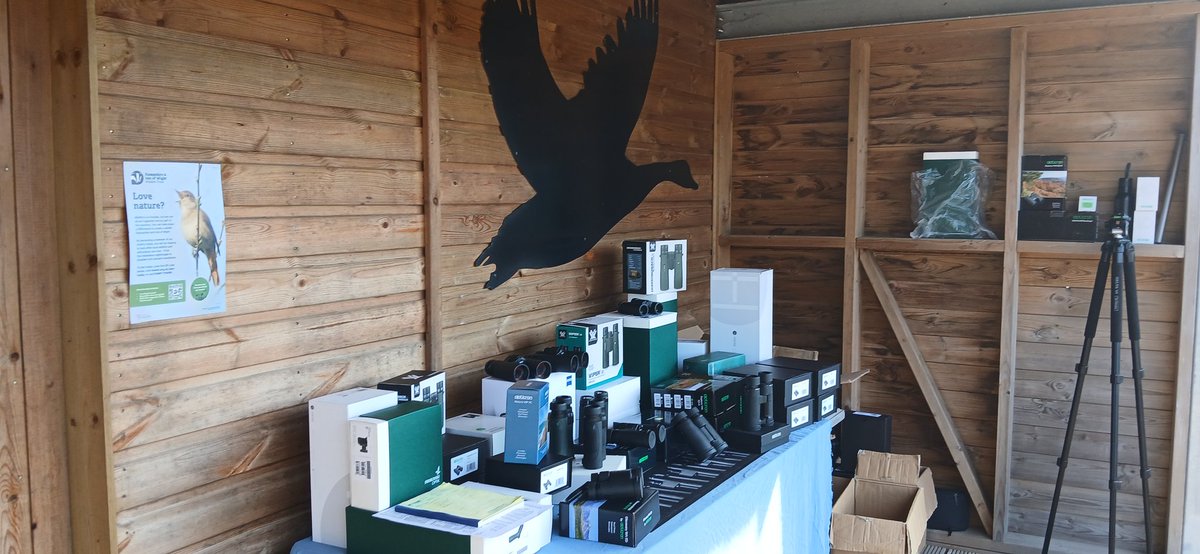 IN FOCUS SOUTH WEST Optics day at BLASHFORD LAKES <a href="/HantsIWWildlife/">Hampshire & Isle of Wight Wildlife Trust</a> <a href="/DorsetWildlife/">Dorset Wildlife Trust</a> <a href="/CHOG_birds/">CHOG</a> 01225 891352 <a href="/opticronuk/">Opticron</a> <a href="/SwarovskiOptik/">SWAROVSKI OPTIK</a> <a href="/hawkeoptics/">Hawke Optics</a> <a href="/VortexOpticsUK/">Vortex Optics UK</a> <a href="/ZEISSBirding/">ZEISS Birding</a> and more. Please note this is a 10 till 3pm event