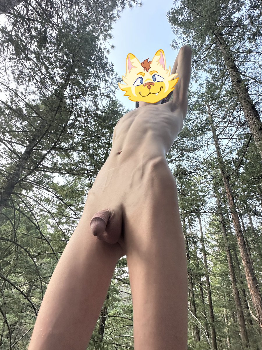 Pup Auric (@pupauric) on Twitter photo Obligatory mountain pup photo :3
⛰️Got this earlier in the summer when I was out with <a href="/WruffRocky/">Rocco/Rocky 🔜 DenFur</a> and @Pup_Toxic (also peep the fursona) Obligatory mountain pup photo :3
⛰️Got this earlier in the summer when I was out with <a href="/WruffRocky/">Rocco/Rocky 🔜 DenFur</a> and @Pup_Toxic (also peep the fursona)