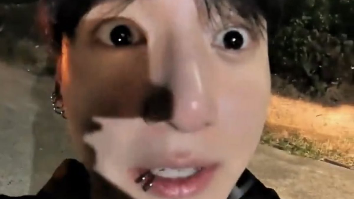 stargguck's tweet photo. his eyes 🥺★ https://t.co/uMCFhYKSXz