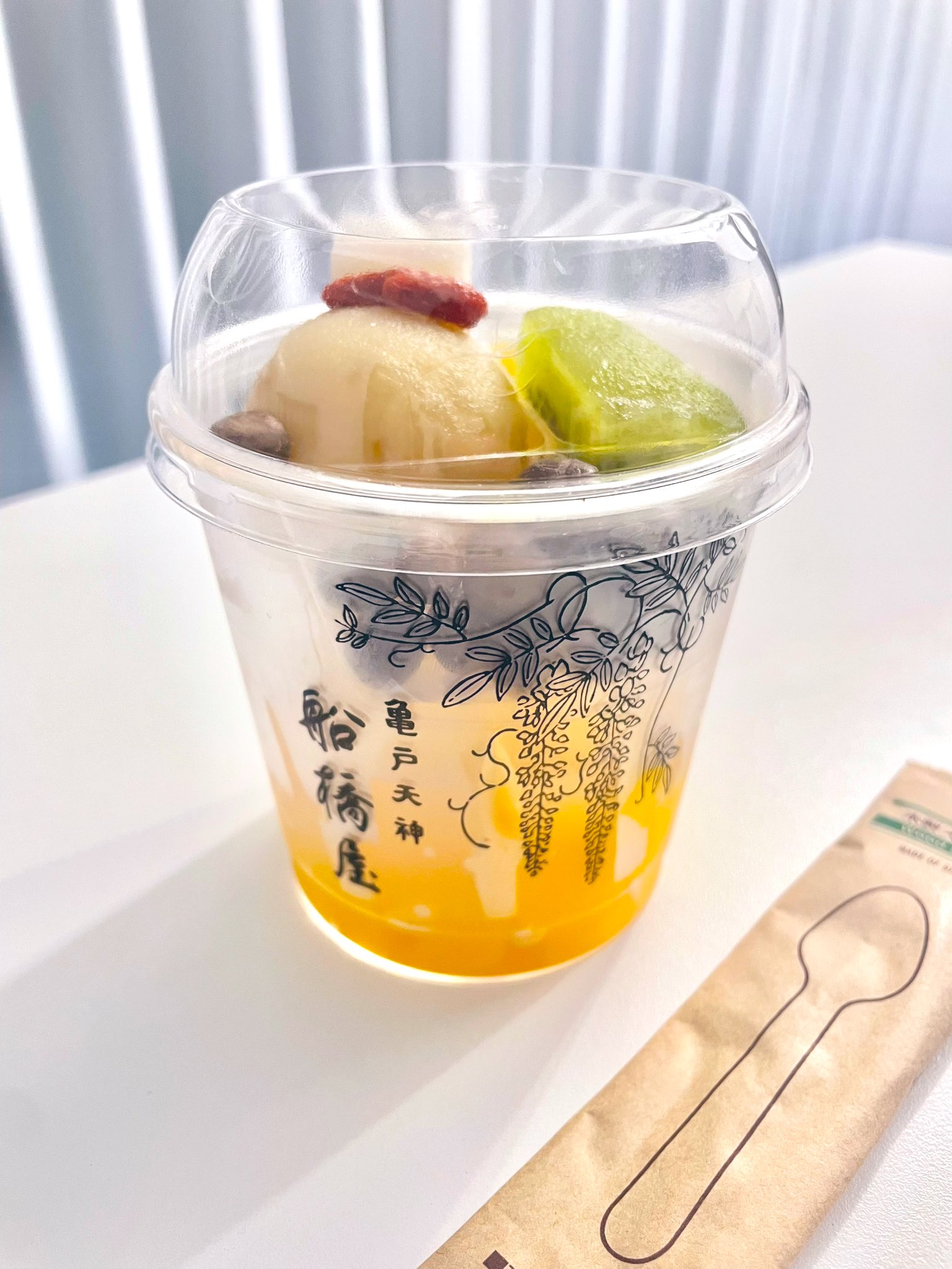 あんみつらぶ title LOV-IN Bouquet Honeybee Watch ＜LVB126H1＞ Purple