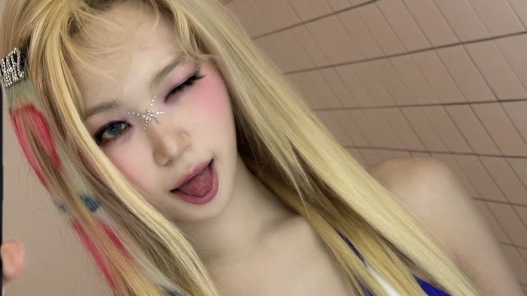 chaewon tweet media