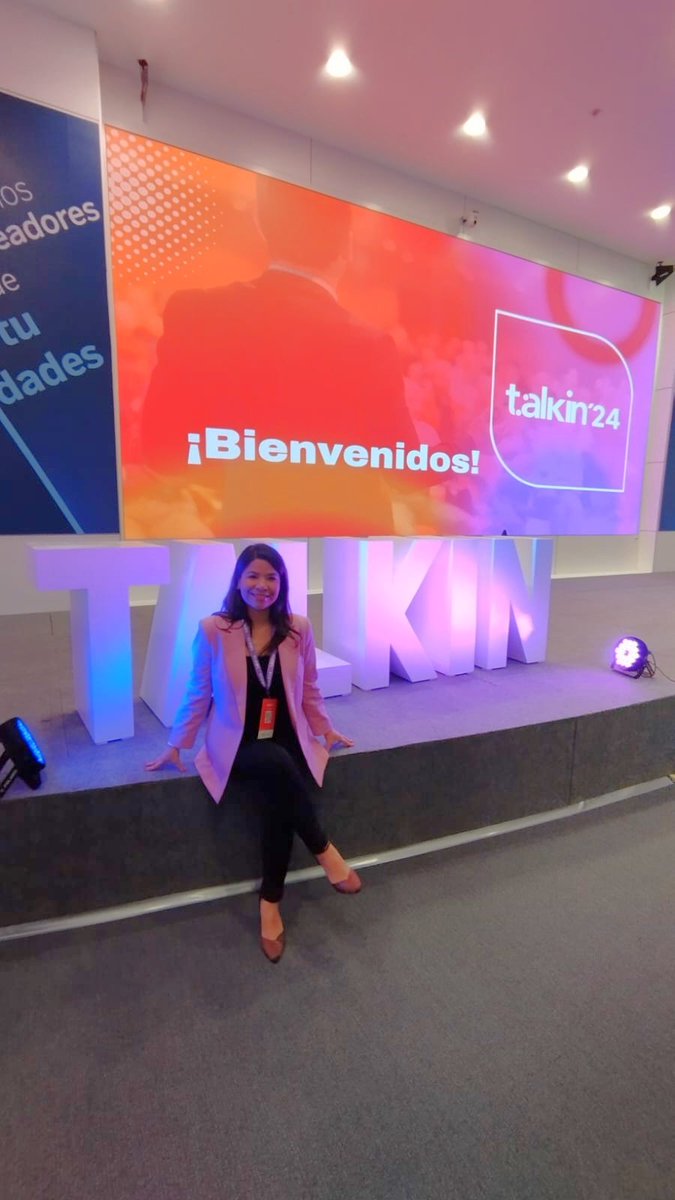 Flor León tweet media