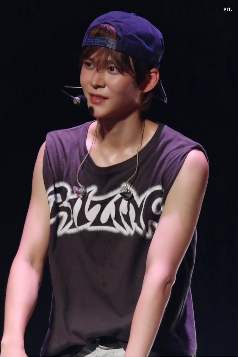 240822 🪨

#은석 #EUNSEOK #ウンソク #RIIZE #라이즈 #RISEandREALIZE #RIIZE_JAPAN_HALL_TOUR #RIIZINGDAY #RIIZINGDAY_in_FUKUOKA