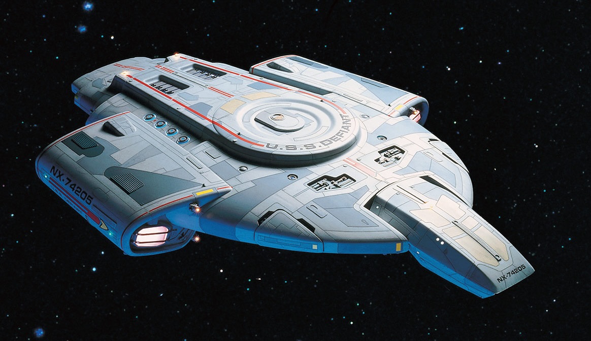 startrek_ships's tweet image. What&apos;s your opinion of the #DefiantClass ❓ Sure is a tough little ship. If I were to change something, I&apos;d give it a nose job... 🙃 dlvr.it/TCDxwP