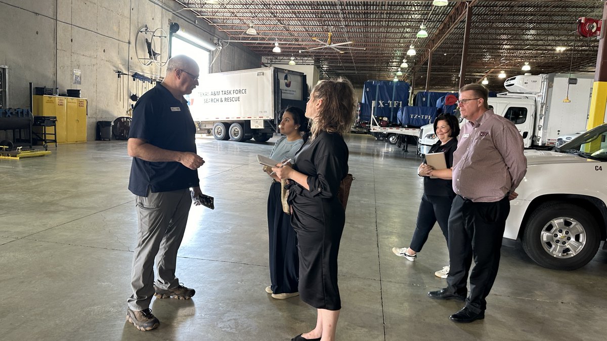 teexagency's tweet photo. We were honored to host Congressman Morgan Luttrell's team for a legislative tour of TEEX. From cybersecurity programs to training facilities, our mission to safeguard communities was front and center.
#TEEX #TEEXTrained #LegislativeTour #GovernmentRelations #Luttrell https://t.co/KyfE9zETji