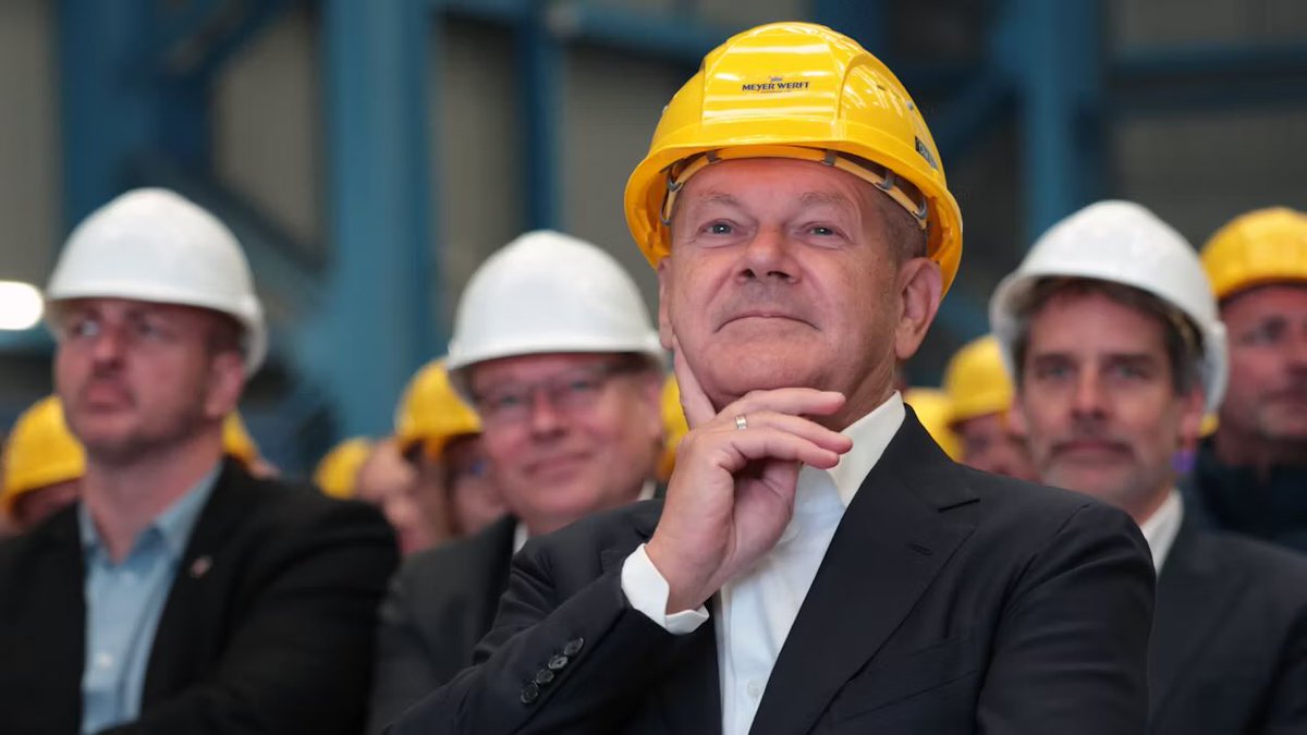 DirkOHeckmann's tweet image. Olaf „Baumeister Bob“ Scholz #MeyerWerft