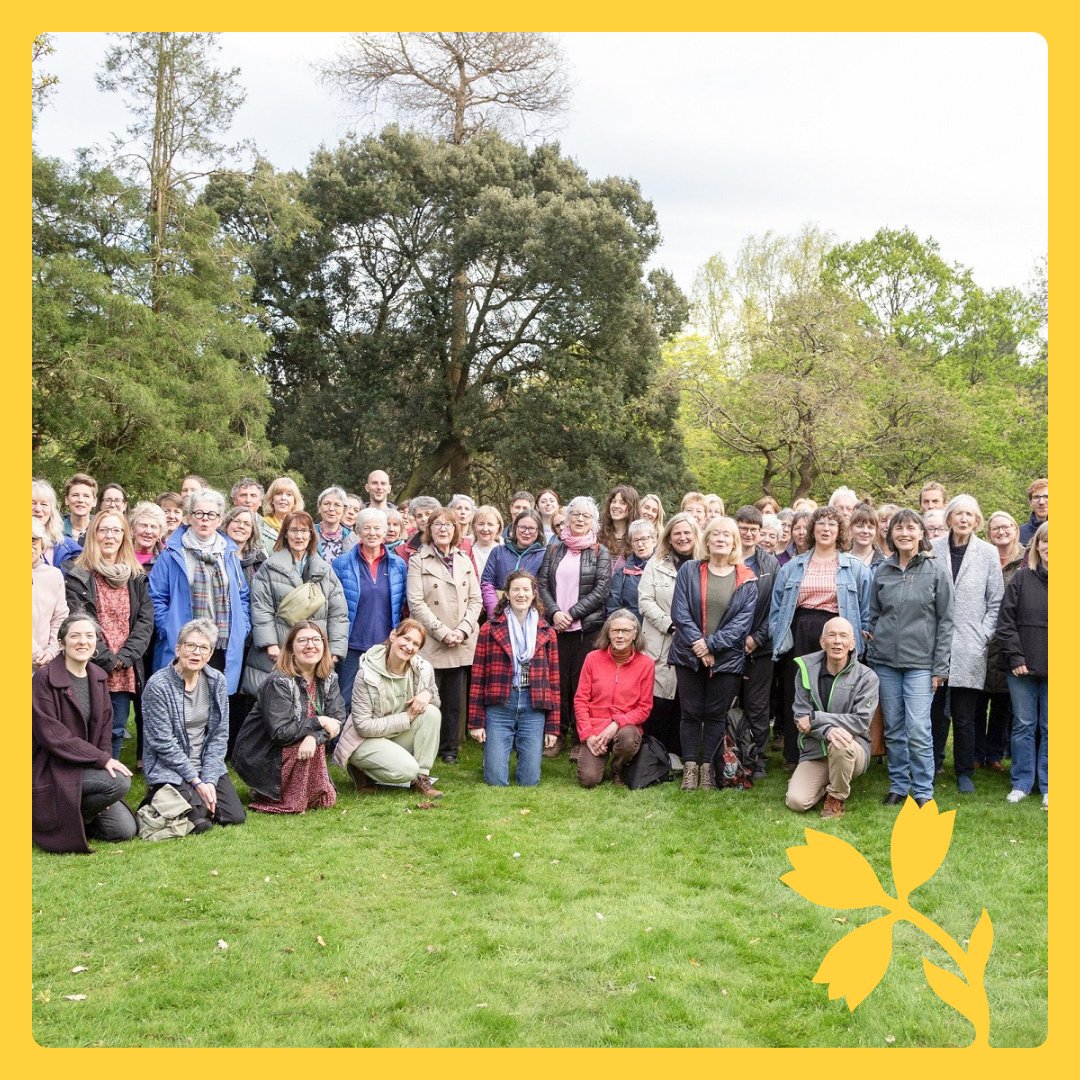 🍂🎶 From crisp autumn air to crisp singing notes, sign up to the Botanics Choir's new term and be a part of our singing community. Delve into a repertoire of plant-based songs inspired by the changing season! No experience necessary and no auditions 👉 rbge.cc/BotanicsChoir-…