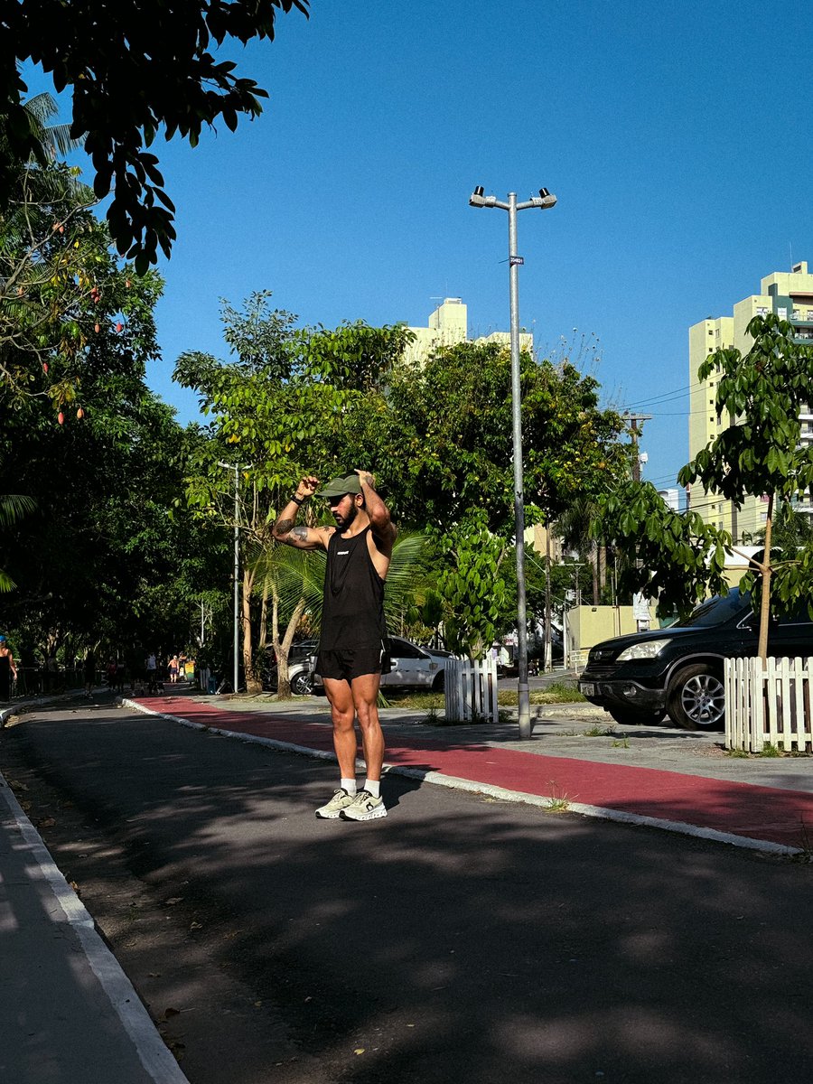 michellpazz's tweet image. Usar esse shortinho pra correr é um caminho sem volta