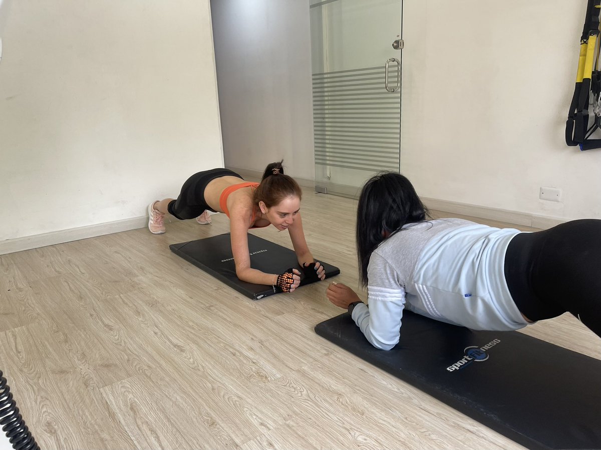 AmaliaSalgadoR's tweet photo. Has 👩🏻 como entrenadora siempre me motiva para que cada paso y cada reto sea parte del crecimiento!

#FitTec #Ejercicio #Bogota #Fitness #FelizJueves #PlanesBogota #XBody https://t.co/SdORWNBBB2