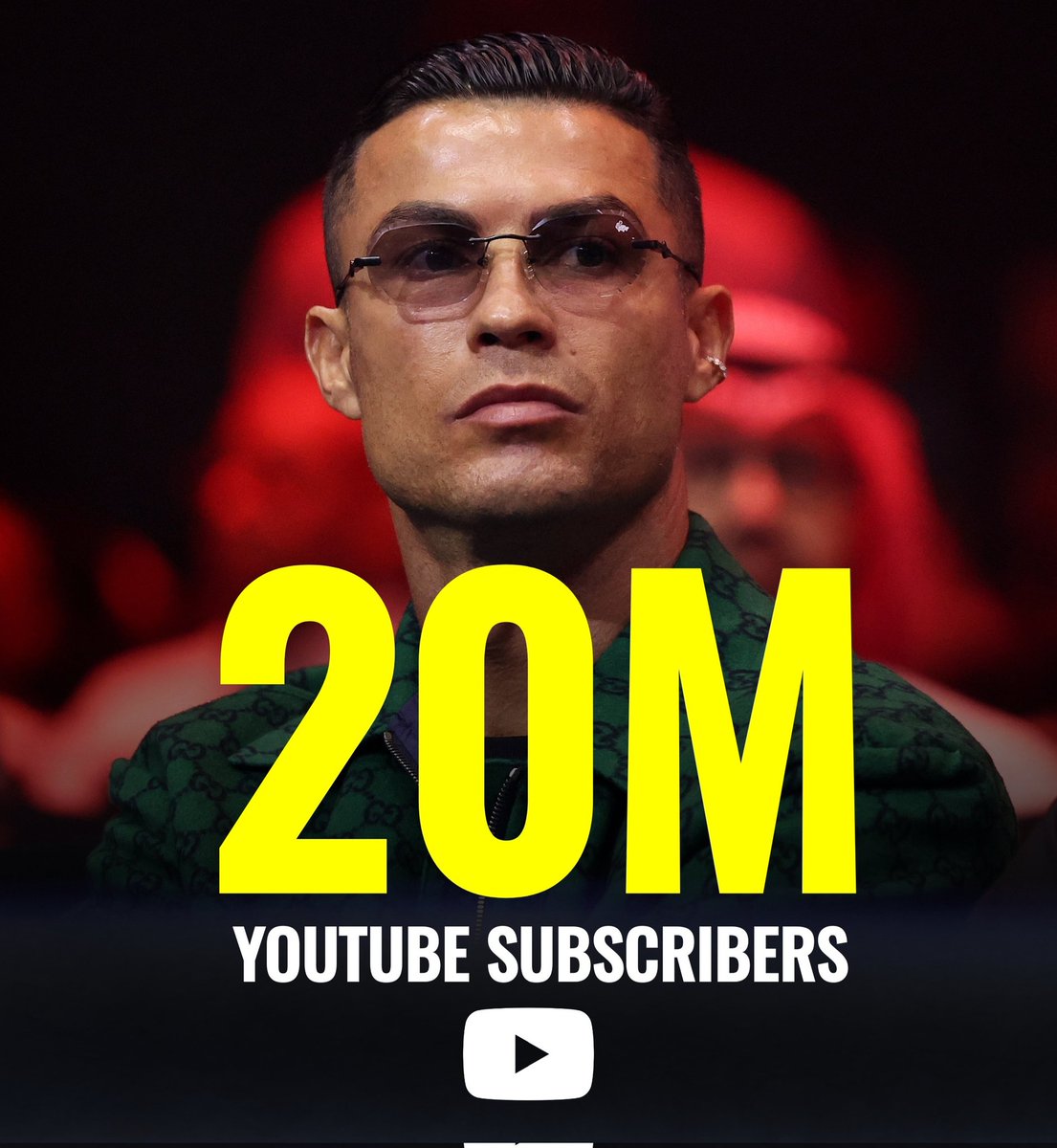 🚨 Cristiano Ronaldo rompe otro récord ✅️ 

Es la primer persona en la historia de YouTube que llega a los 2️⃣0️⃣ millones de suscriptores, en menos de 24 horas. Esto es algo que nadie nunca había logrado, hasta hoy que lo hizo el Bicho 🤯

El efecto del GOAT #CR7𓃵