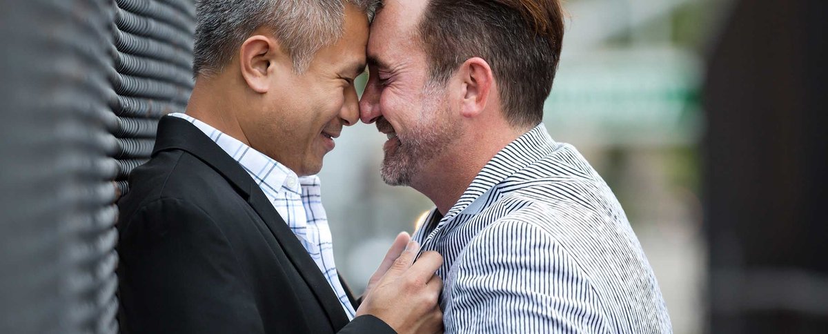 rackso2010's tweet photo. Si eres hetero y estás en contra del matrimonio homosexual todo lo que tienes que hacer es decir que "no" cuando un homosexual te pida que os caséis.

Más allá de esto, estás meando fuera de tiesto y tu opinión te la puedes quedar tú solito que los demás tenemos la nuestra. https://t.co/dRG7uZlD1f