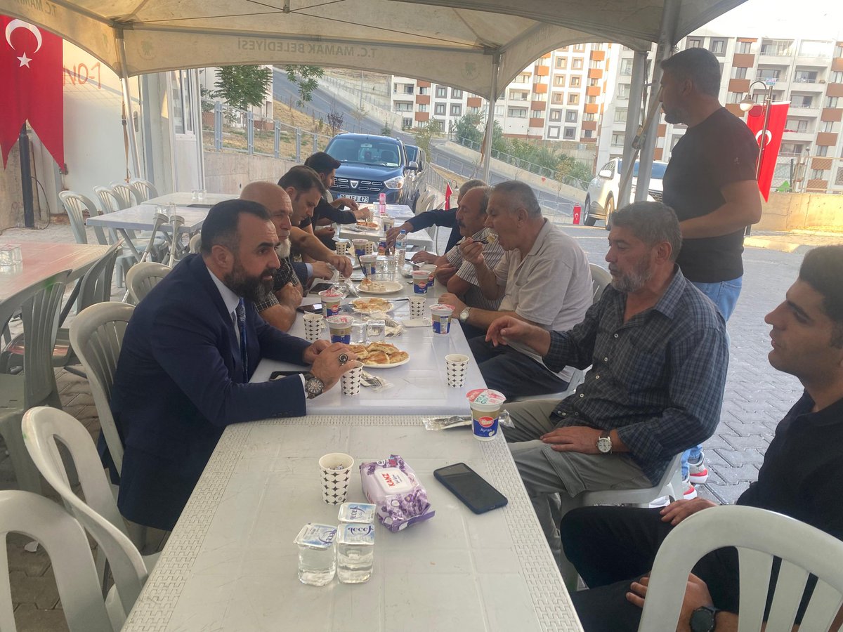 AK Parti Sosyal Politikalar Başkan Yardımcısı Sayın <a href="/leventalyyildiz/">Levent Ali YILDIZ</a> ile birlikte Pençe-Kilit Operasyonu bölgesinde şehit olan Kahraman Mehmetçiğimiz Muhammed Emin Önk’ün ailesini ziyaret ederek acılarını paylaştık.

Aziz şehidimizi rahmetle, minnetle ve duayla anıyoruz. 🇹🇷