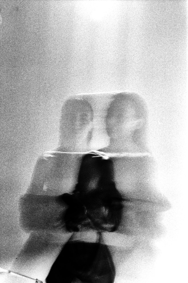 an.esherik tweet media