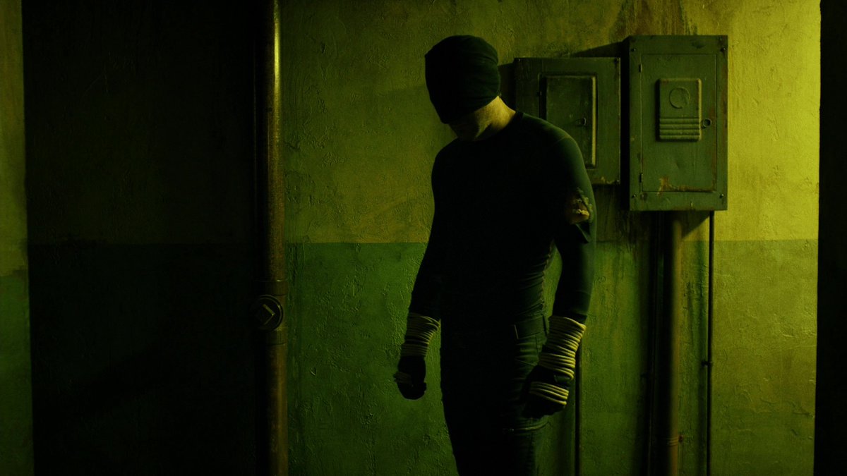 OnePerfectShot's tweet photo. DAREDEVIL (2015)  
Cinematography by Matthew J. Lloyd
Directed by Phil Abraham
From the episode "Cut Man" (S1 E2) https://t.co/feOM6Iwdsw