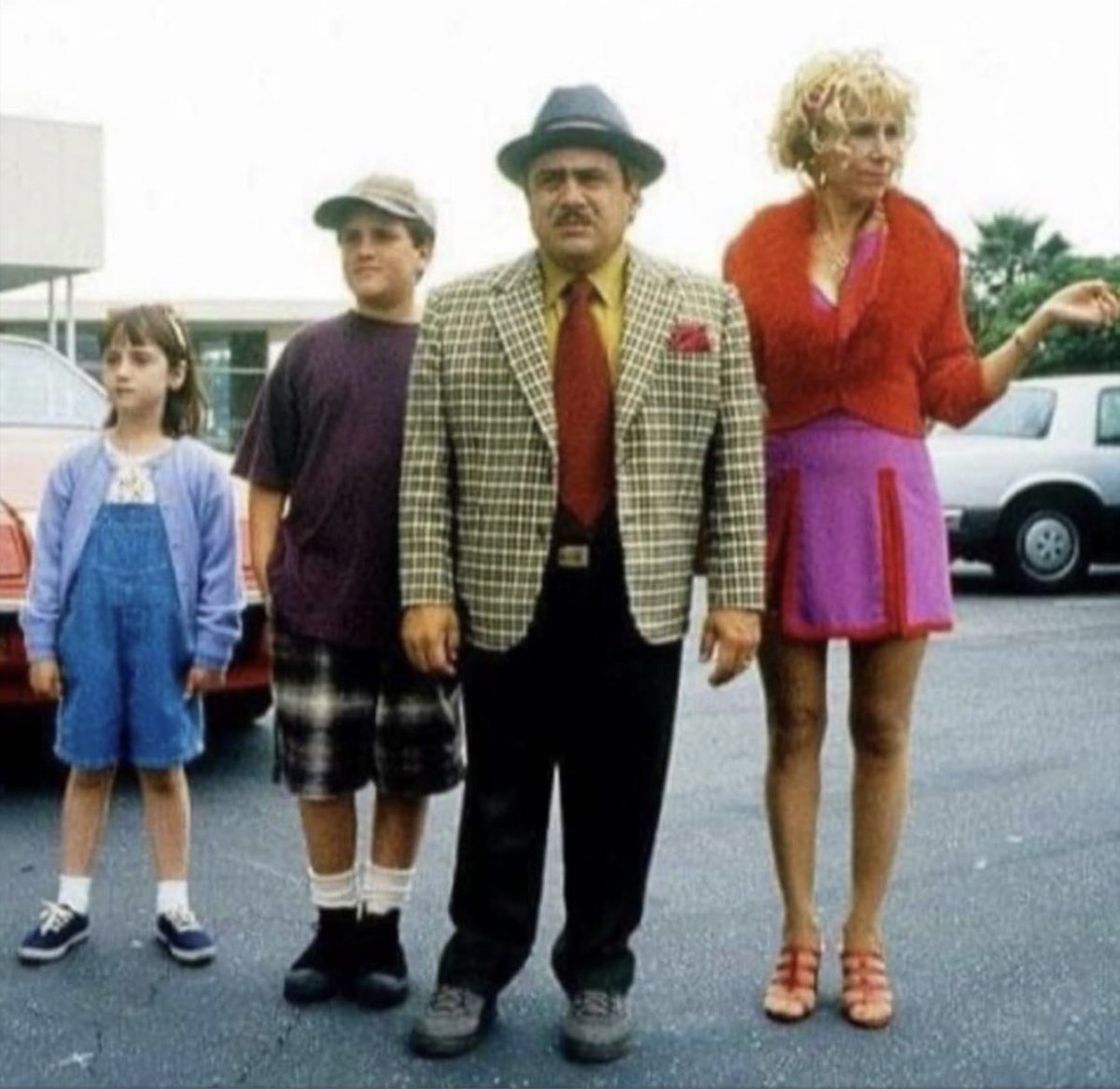 Ja perceberam que no mundinho gay todos se vestem como um dos personagens de Matilda?