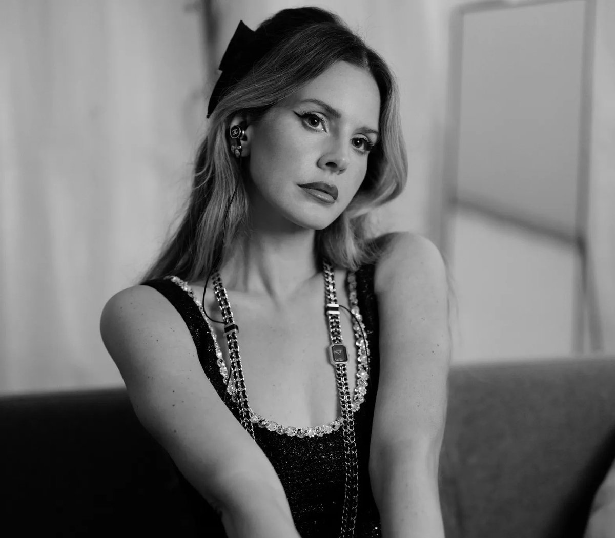 LDRSourceBR's tweet photo. Lana Del Rey em um novo ensaio para a Vogue https://t.co/zaoYj4EkPF