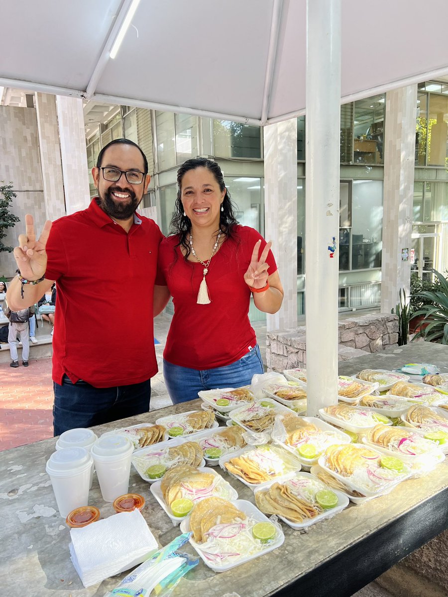 Muchas gracias <a href="/Astridt82/">Astrid Tejada Rodz</a> por acompañarme en cada paso de mi vida y por ser parte del <a href="/teamredconr/">Team Red con R</a> 👊🏻🔴