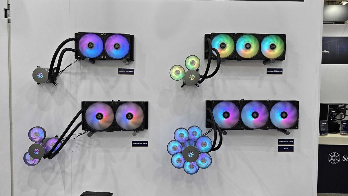 Eng_S4OG's tweet image. بعد تجارب اقدر اقول لكم المبرد بطل 👌🏻

SilverStone Icemyst 360