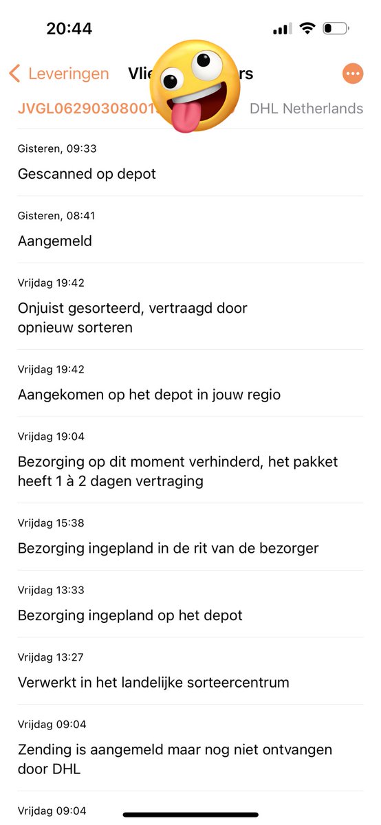 verlande's tweet photo. Wat een kansloze club dat @DHLNL 😂 Product 7 dagen geleden opgestuurd door webwinkel, dag erop bezorging ingepland maar vervolgens al een week lang zoek omdat men niet kan sorteren ofzo? Wat een amateurs 😮‍💨 https://t.co/zwYa1vBIfo