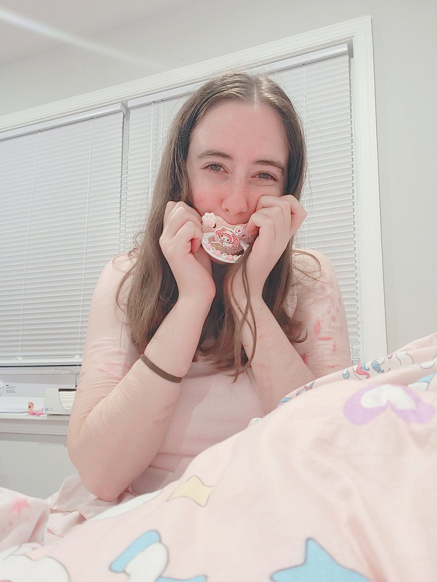 princess_shys's tweet photo. hiiii!! m looking for friends/sibbies!! please never be shy to message or comment. i promise i am friendly https://t.co/RPRCMZovjj
