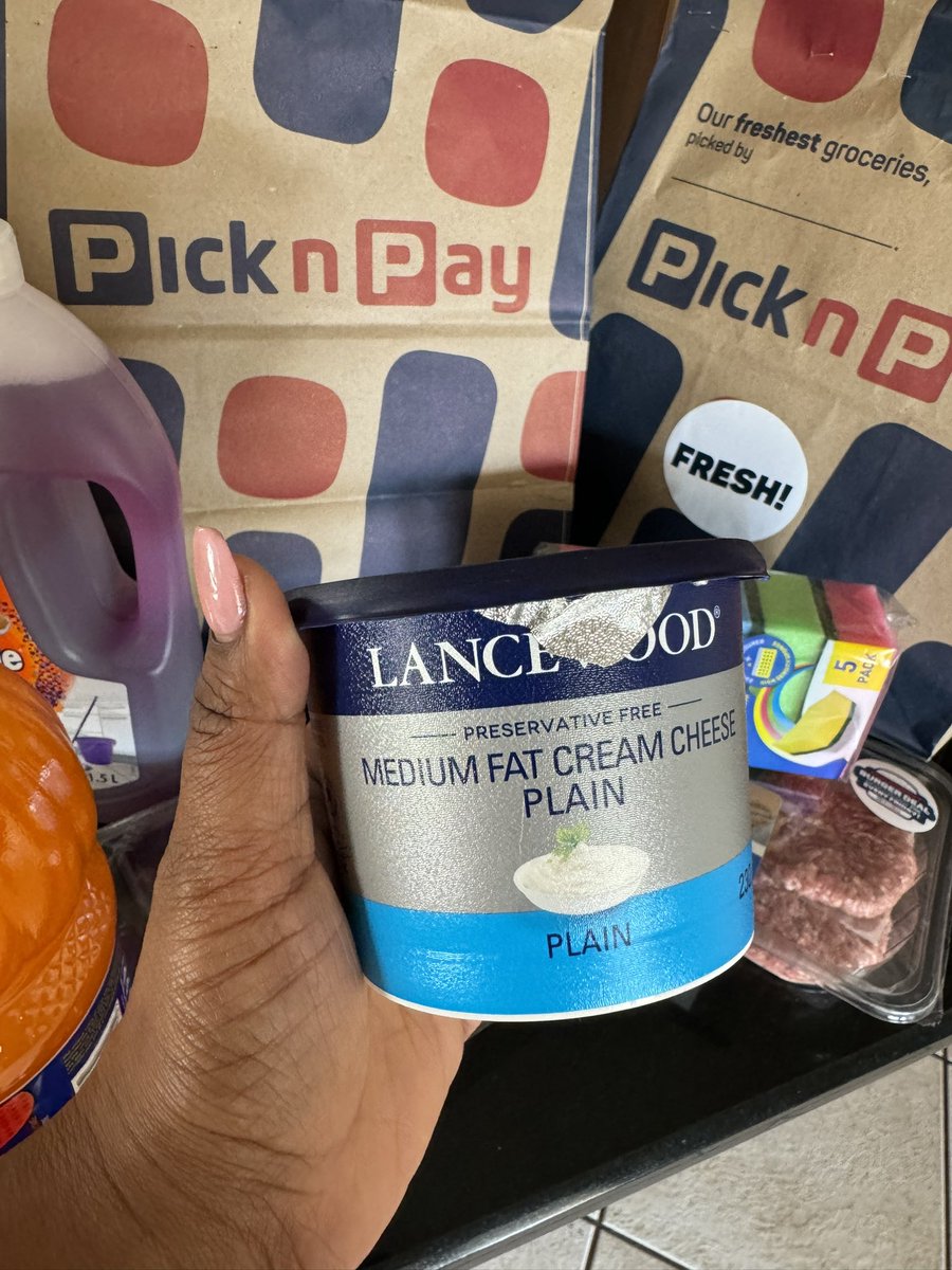 I can't wait to try the new viral
COTTAGE CHEESE &amp; EGG high protein bread!
Got this Lancewood Plain Cream Cheese 230g for only R39.
Shop NOW on <a href="/picknpayasap/">Pick n Pay asap!</a> using my code TARRYNFREE for free delivery!
🔗 z.humanz.ai/liveshopping/4…
#pnpasapliveshopping #taptapasap
