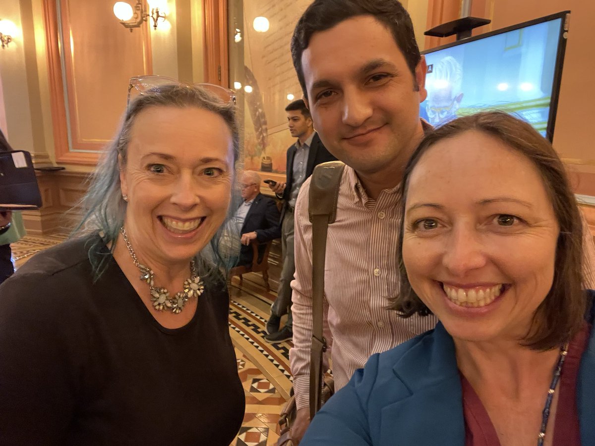 Laura Deehan tweet media