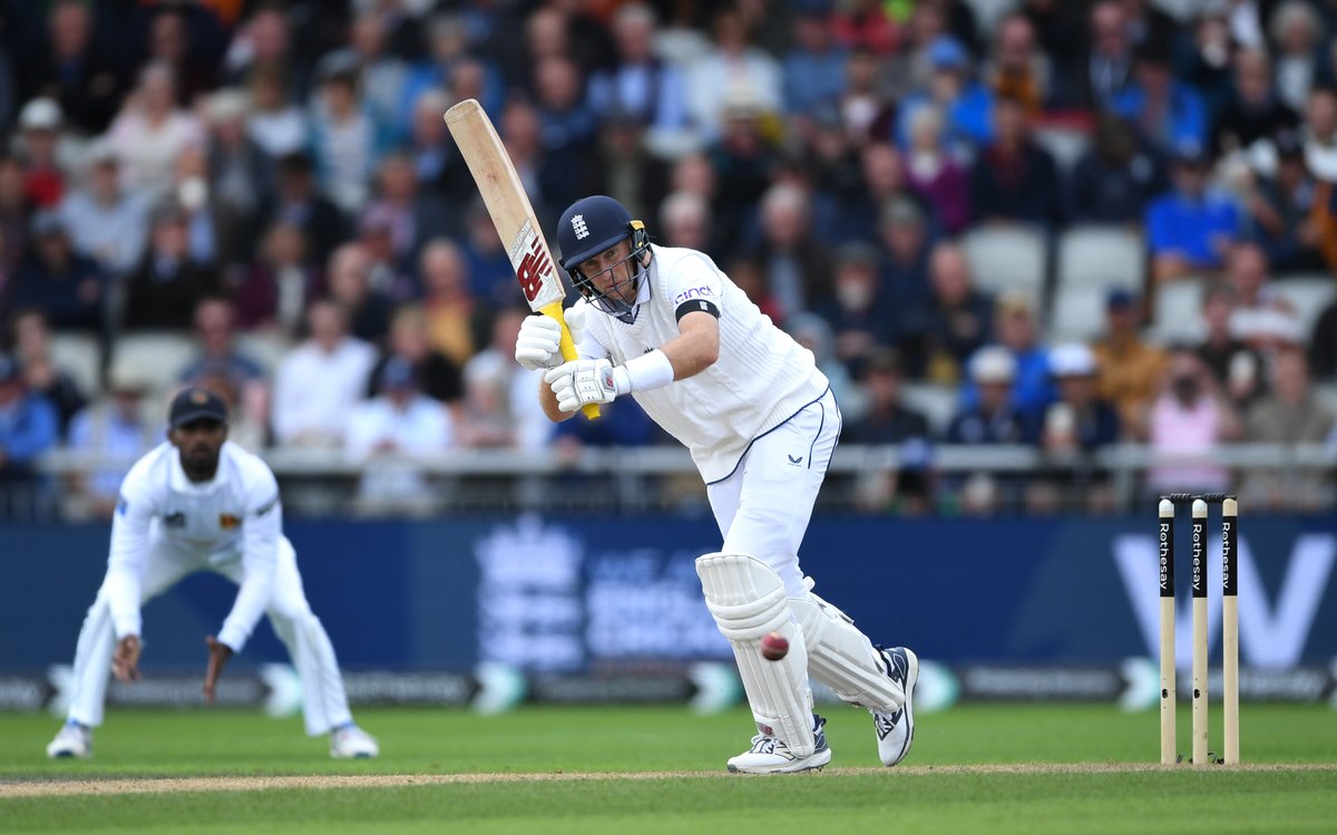 Barry Mitchell (@aboundaryedge) on Twitter photo ๐ธ <a href="/root66/">Joe Root</a> eased to 42 in a 58 run partnership with <a href="/Harry_Brook_88/">Harry Brook</a> helping <a href="/englandcricket/">England Cricket</a> eat into the Sri Lankan 1st Innings 236 ๐ธ <a href="/root66/">Joe Root</a> eased to 42 in a 58 run partnership with <a href="/Harry_Brook_88/">Harry Brook</a> helping <a href="/englandcricket/">England Cricket</a> eat into the Sri Lankan 1st Innings 236
