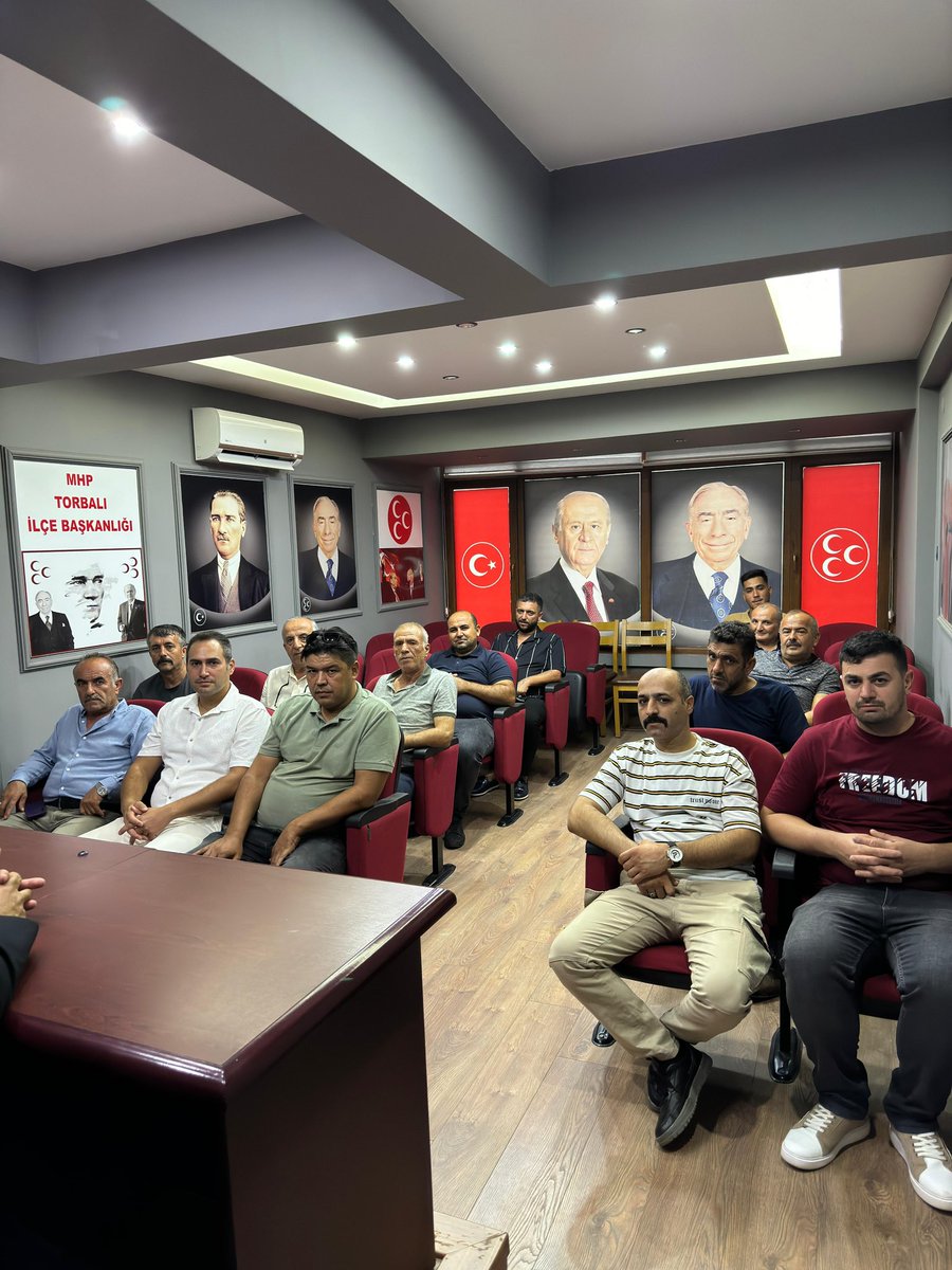 VelikacarMhp's tweet photo. Milliyetçi Hareket Partisi İzmir Teşkilat İşlerinden Sorumlu İl Başkan Yardımcımız Sayın Serdar Seçgin ,İlçe Koordinatörümüz Sayın Abdullah Şahin İlçe Başkanlığımızı ziyaret ettiler.

Ziyaretlerinden dolayı teşekkür ediyorum. https://t.co/y5gNTdy1Sx
