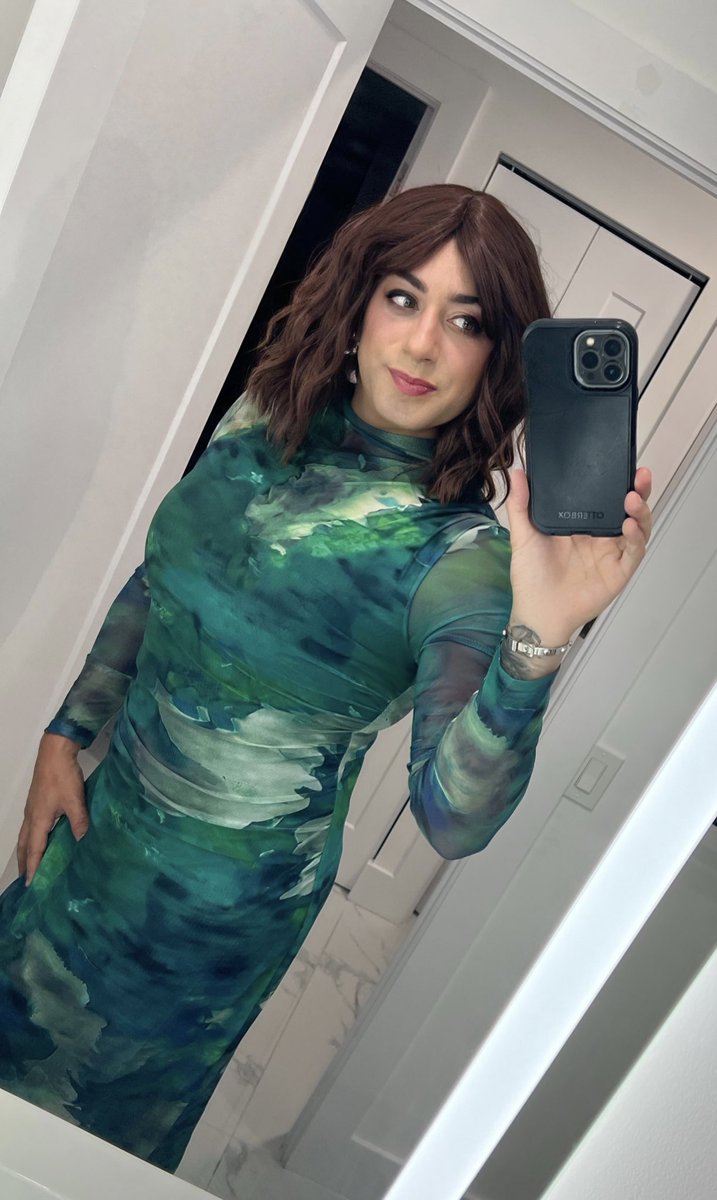 DanielleFemmy's tweet photo. Feeling cute 🥰 
#Femboys #crossdressers #crossdress #xdress #xdressers #crossdressing #newdress #crossdresser #heels #xdressing #xdresser #fashion https://t.co/ALEyhePpcG