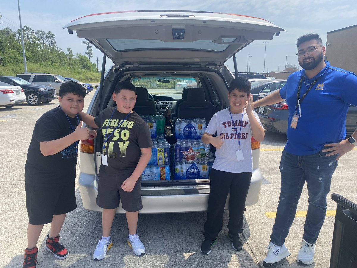 Thank you to our SMS Bearcat Band Family for donating cases of water for our concession stands! 

Anyone who would like to donate water can do so at the Humble HS or Sterling MS band halls!