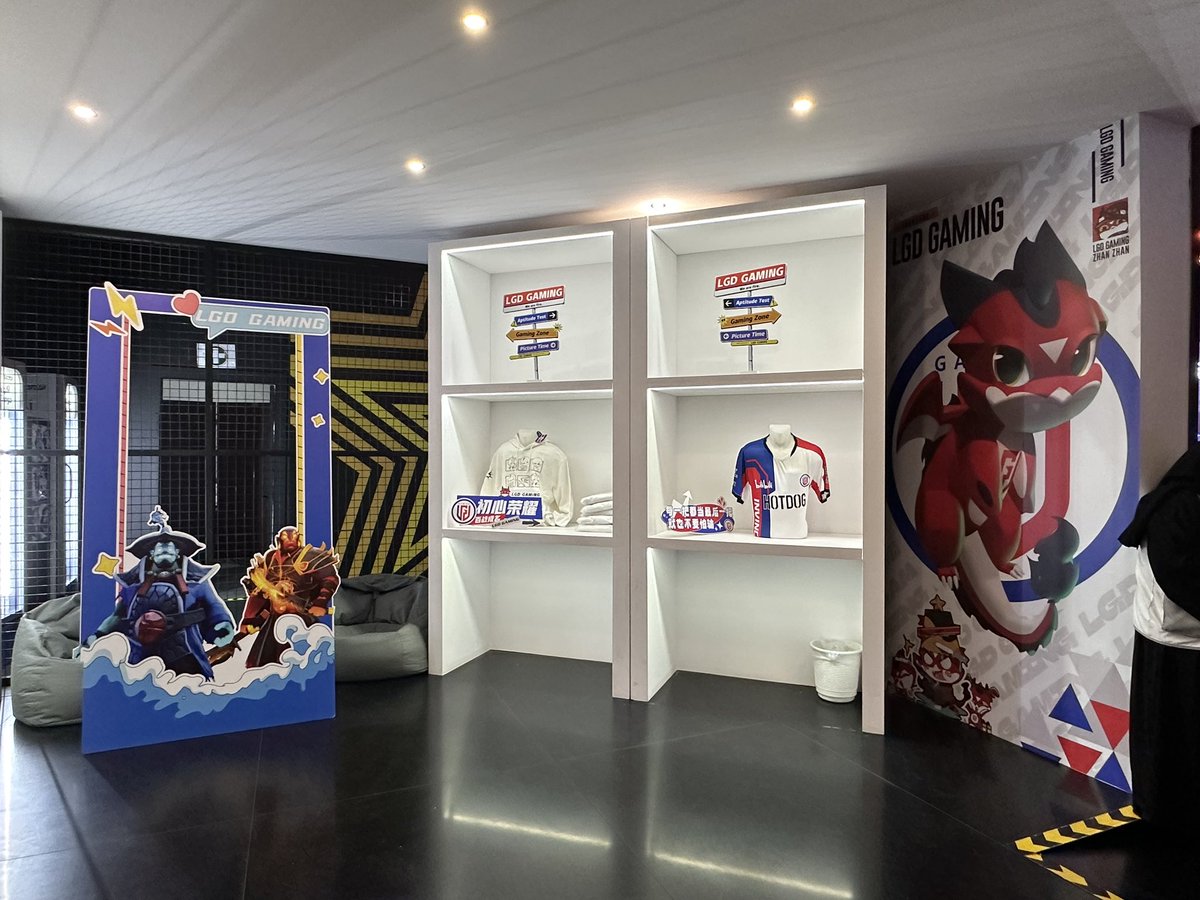 LGD Gaming tweet media