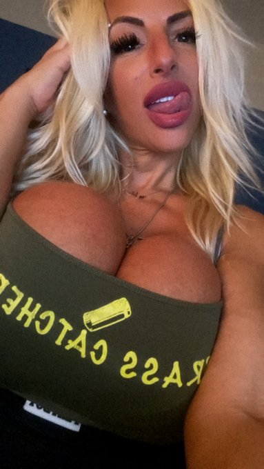 🔥 They can catch brass, but they can catch other things too...😉 🔥 #CatchMeIfYouCan #SpicySurprises #TooHotToHandle https://t<a href="/tag/toohottohandle"class="tags"><span>#toohottohandle</span></a><a href="/tag/catchmeifyoucan"class="tags"><span>#catchmeifyoucan</span></a><a href="/tag/spicysurpri"class="tags"><span>#spicysurpri</span></a>