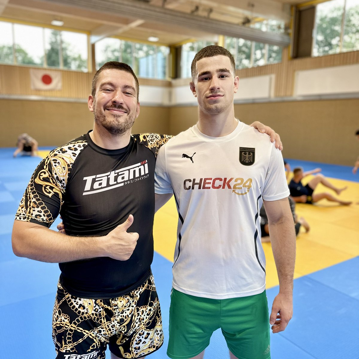 KODOKANev's tweet photo. Am morgigen Freitag startet Marcel (hier mit unserem BJJ-Trainer Marco) bei den zum zweiten Mal ausgetragenen Europameisterschaften im Ne-Waza No Gi, die in der kroatischen Hafenstadt Zadar stattfinden. Er tritt in der Klasse U21 männlich bis 94 kg an. Viel Erfolg, Marcel! 💪 https://t.co/3Pnf0YS4nI