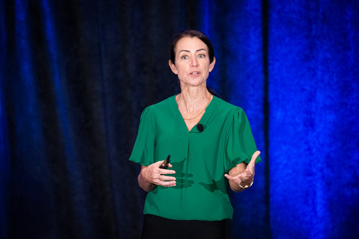 ACD_chem's tweet photo. Here's a quick look into yesterday's inspiring session with Tia Graham on building positive teams! 💪 Her insights as Founder of Arrive At Happy have us all ready to elevate our teamwork game. #ACDCE24 #ACDConnection #ChemEdge2024 https://t.co/xA3vXwF3bj
