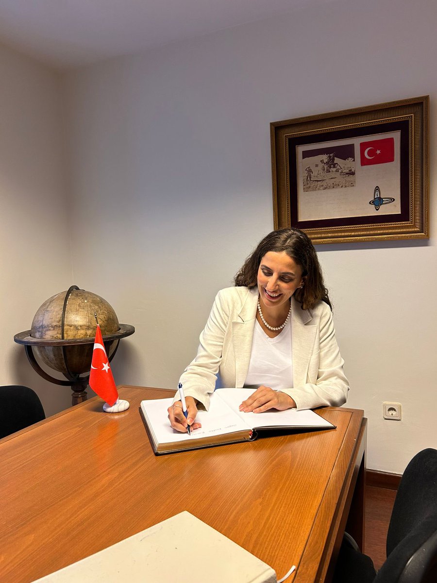 Evrim Rızvanoğlu tweet media