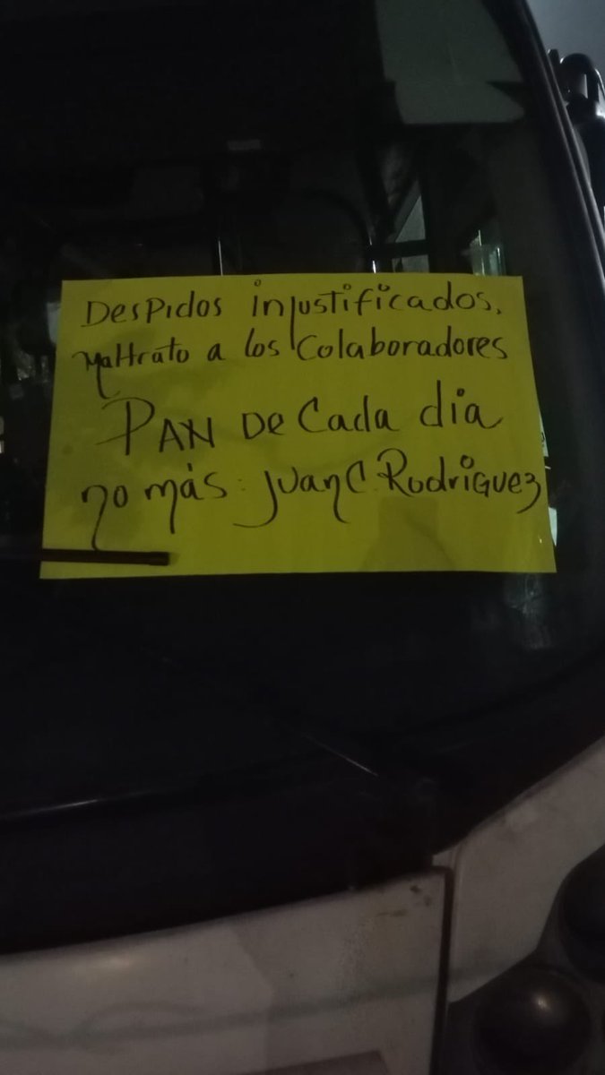 carlosdazaco's tweet photo. El cese de actividades fue por unos bonos que ofreció la compañía, un problema que ha tenido de protagonista a Juan Carlos Rodríguez, de Metrocaribe, uno de los operadores de transporte. Y ya fue levantado por la gestión de transmetro y la alcaldía.

El problema de energía en la Circunvalar duró 2 horas antes que se pudiese mediar, y los alcaldes del Atlántico se sentaron con el gerente de Aire para regular la situación mientras por los que votaste están en estado: “Sin gestión por parte del Gobierno Nacional”

¿Cuál es la necesidad de deformar la información?