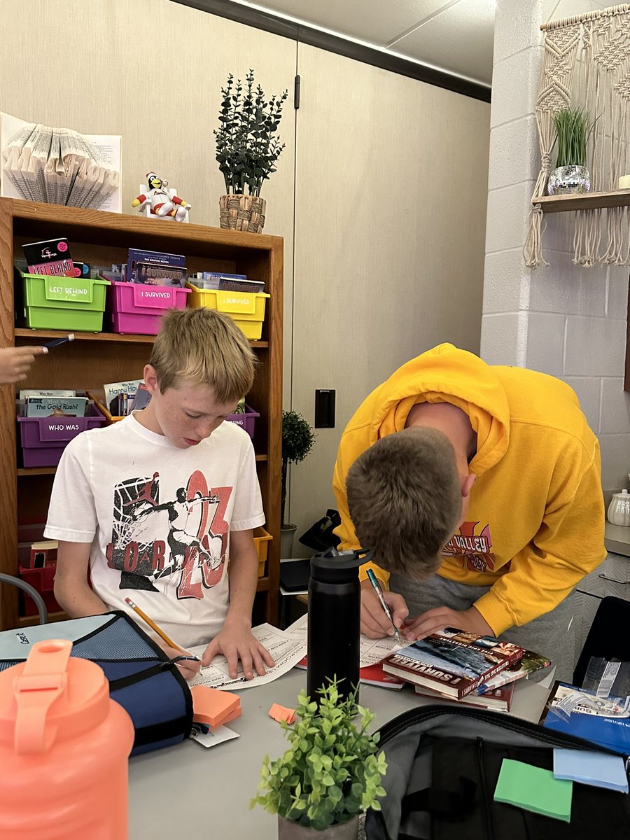 Natalie Flora tweet media