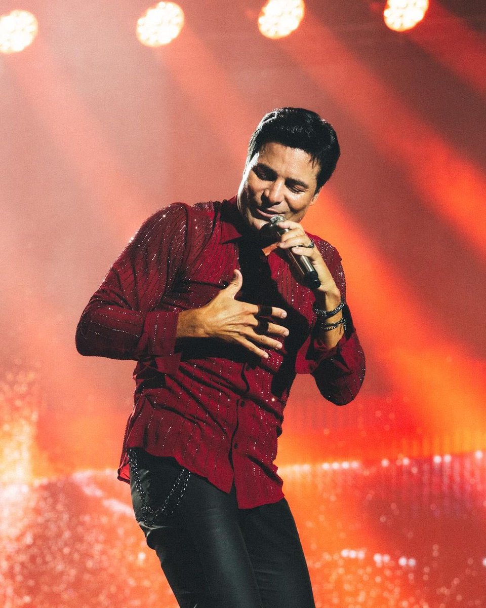 CHAYANNE tweet media
