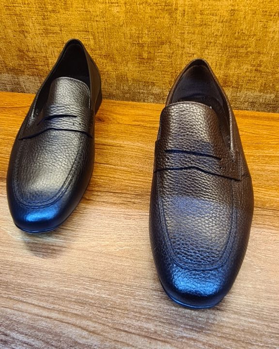 Infynite1style's tweet photo. Get sleekier and attain another level of confidence with our luxurious multifunctional penny loafers.
 #menfashions #menstyle #mensuits #bespokesuits #menshoes #menpants #khakipants #dandy #dapper #gentlemen https://t.co/QMRwcE7Zp1